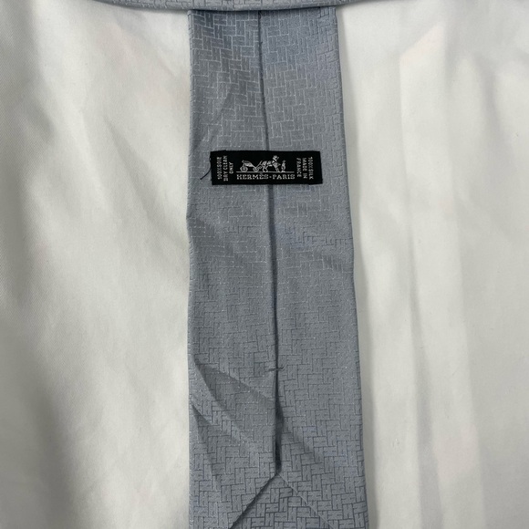 Hermes Other - Hermes 100% Silk Men's Tie Gray Faconnee “H” Pattern
